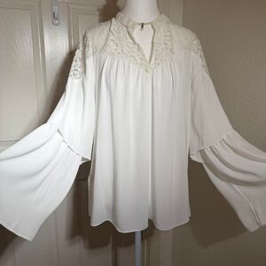 VTG 90s/Y2K BCBG MaxAzria Fairy Core Layered Bell Sleeve Lace White Blouse Sz SM